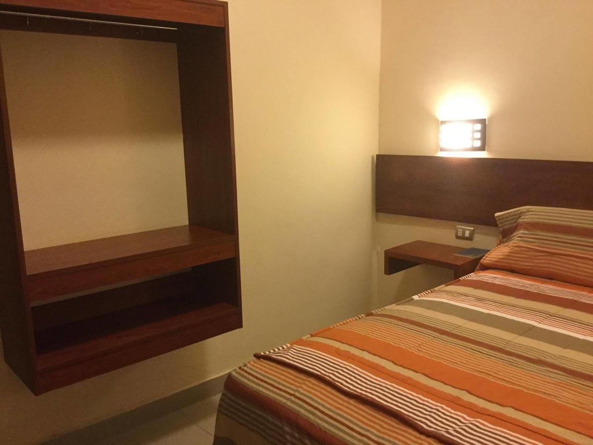 Tariri Hotel Pucallpa Eksteriør billede