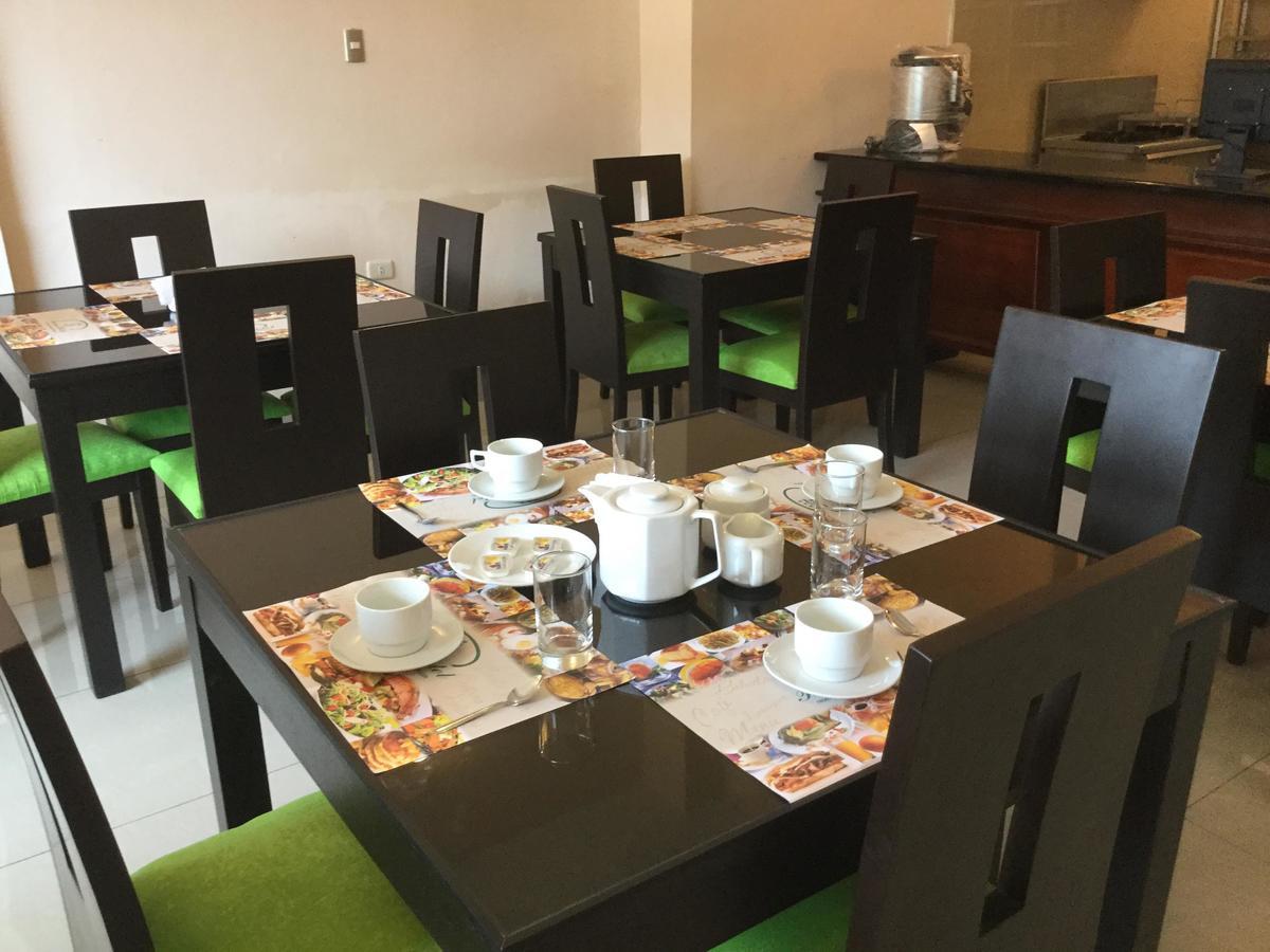 Tariri Hotel Pucallpa Eksteriør billede