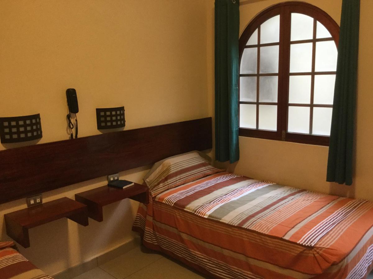Tariri Hotel Pucallpa Eksteriør billede