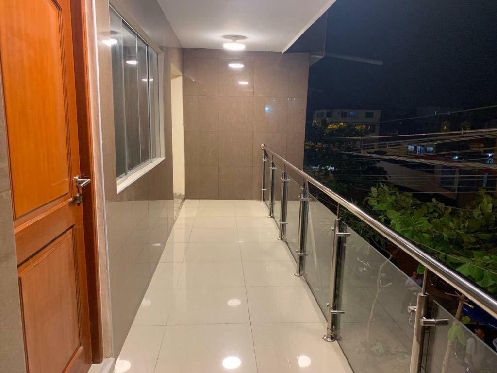 Tariri Hotel Pucallpa Eksteriør billede